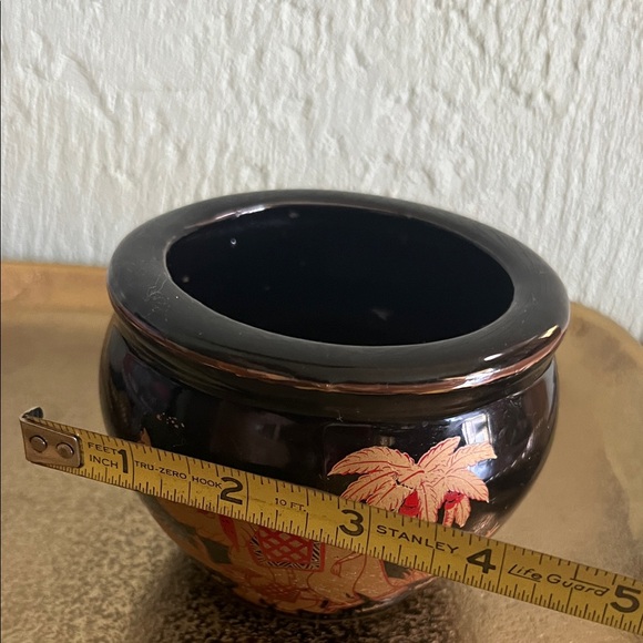 # 1188+ Black Ceramic Elephant Non Planter. - Picture 6 of 6